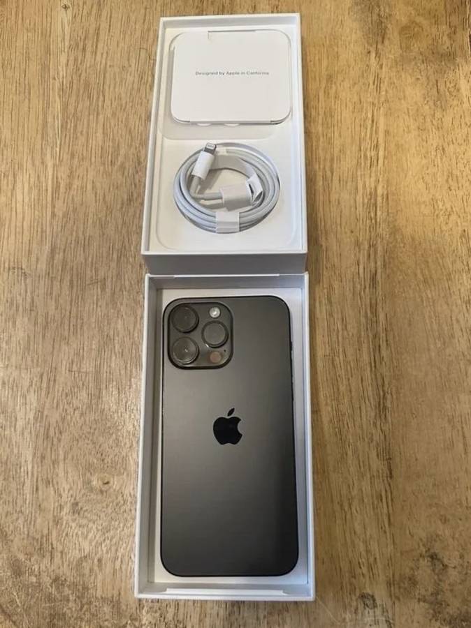 Neatly used iphone 15 pro max