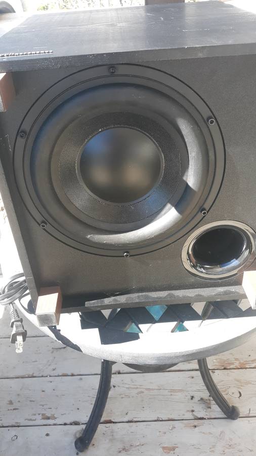 Klipsch reference  8 inch wireless subwoofer